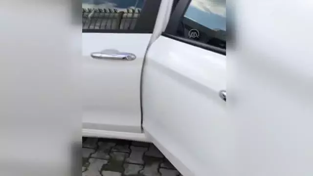 Otomobilin sürücü koltuğuna gizlenmiş uyuşturucu ele geçirildi Otomobilin sürücü koltuğuna gizlenmiş uyuşturucu ele geçirildi