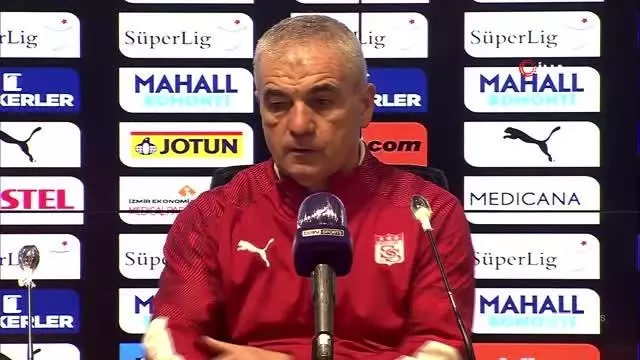Rıza Çalımbay: 'Aldığımız galibiyet çok iyi bir galibiyet' Rıza Çalımbay: 'Aldığımız galibiyet çok iyi bir galibiyet'