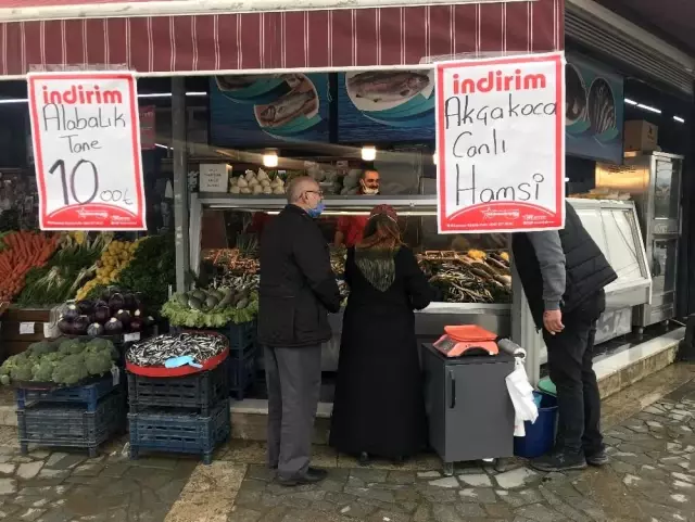 Balıkçılar, sezon kapanmadan balık yemeye davet etti Balıkçılar, sezon kapanmadan balık yemeye davet etti