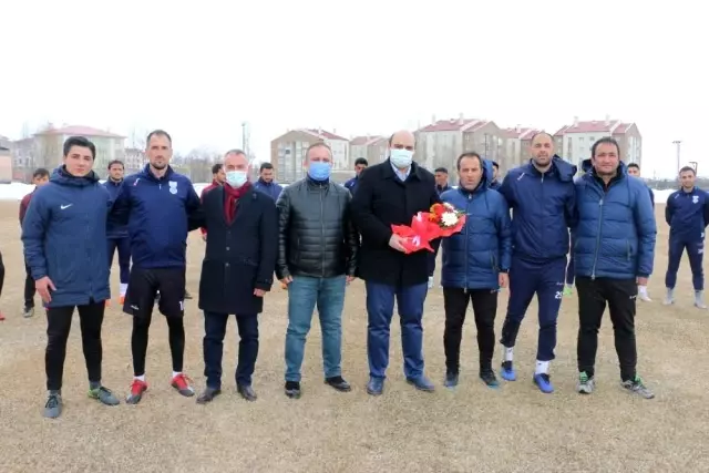 Başkan Orhan'dan Ilıca İdman Ocağı'na destek ziyareti Başkan Orhan'dan Ilıca İdman Ocağı'na destek ziyareti