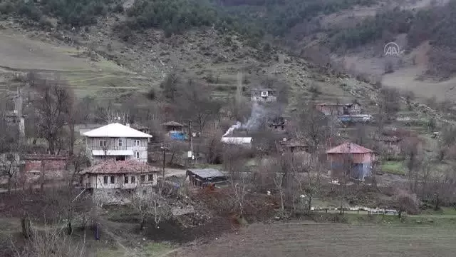 'Çok yüksek riskli' Samsun'da şimdiye kadar Kovid-19 vakası görülmeyen mahalle örnek oluyor 'Çok yüksek riskli' Samsun'da şimdiye kadar Kovid-19 vakası görülmeyen mahalle örnek oluyor