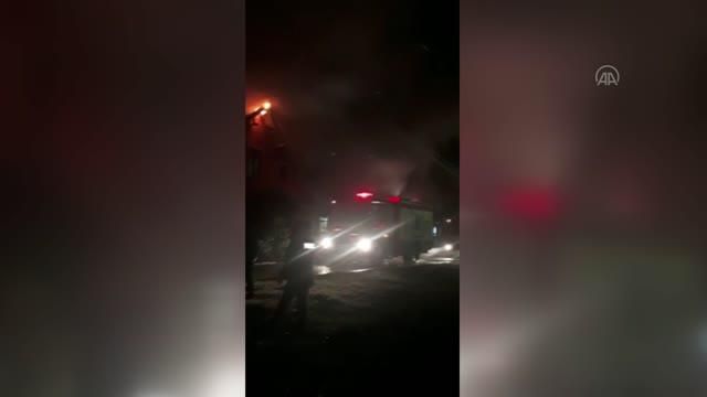 eski belediye baskaninin villasinin catisinda 14009084 o