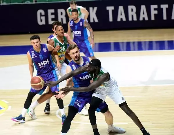 Frutti Extra Bursaspor - HDI Sigorta Afyon Belediyespor: 81-75 Frutti Extra Bursaspor - HDI Sigorta Afyon Belediyespor: 81-75