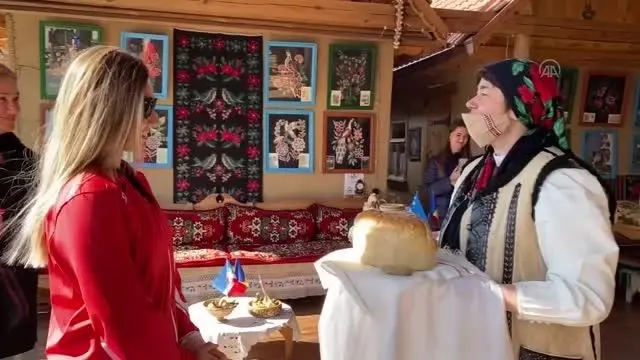 GAGAVUZYA - Dünya serbest dalış rekortmeni Şahika Ercümen Moldova'da sıfır atık dalışı yapacak GAGAVUZYA - Dünya serbest dalış rekortmeni Şahika Ercümen Moldova'da sıfır atık dalışı yapacak