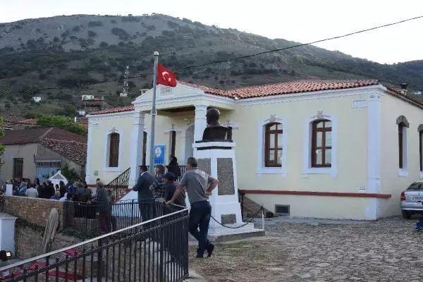 Gökçeada'da, 5 okulda yüz yüze eğitime ara verildi Gökçeada'da, 5 okulda yüz yüze eğitime ara verildi