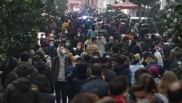 Hangi ilde kaç vaka var? İstanbul'daki koronalı sayısı bir ilçe nüfusu kadar Hangi ilde kaç vaka var? İstanbul'daki koronalı sayısı bir ilçe nüfusu kadar