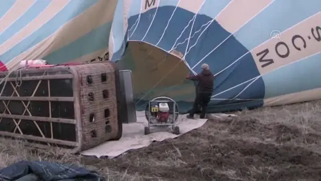 Kapadokya'da down sendromlu çocuklar sıcak hava balon turuna katıldı Kapadokya'da down sendromlu çocuklar sıcak hava balon turuna katıldı