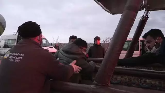 Kapadokya'da down sendromlu çocuklar sıcak hava balon turuna katıldı Kapadokya'da down sendromlu çocuklar sıcak hava balon turuna katıldı