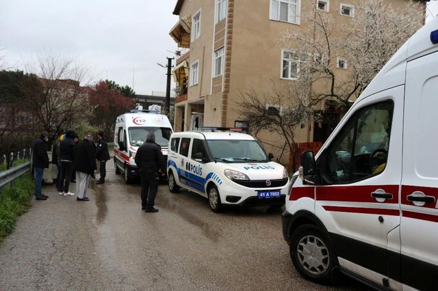 kisitlamada sokakta bicakli kavga 3 yarali 14009950 o