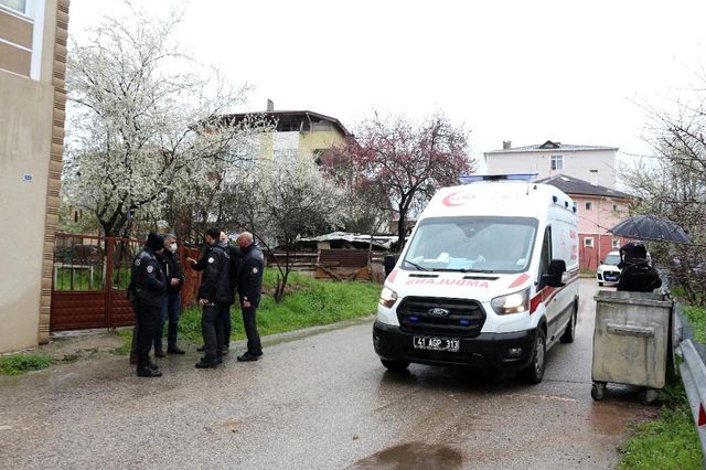 kisitlamada sokakta bicakli kavga 3 yarali 2 14009950 o