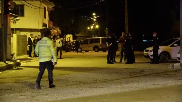 Maskeli olarak gelip sokağa kurşun yağmuruna tuttular Maskeli olarak gelip sokağa kurşun yağmuruna tuttular