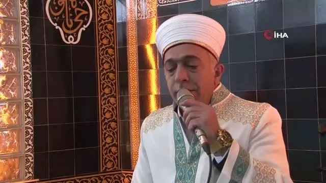 Şehitler ve İçişleri Bakanı Süleyman Soylu'nun vefat eden annesi Servet Soylu için Mevlid-i Şerif okundu Şehitler ve İçişleri Bakanı Süleyman Soylu'nun vefat eden annesi Servet Soylu için Mevlid-i Şerif okundu