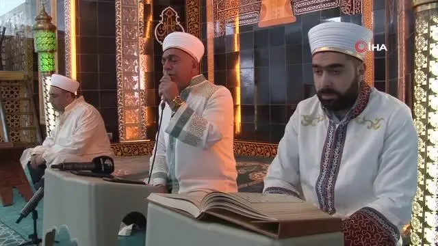 Şehitler ve İçişleri Bakanı Süleyman Soylu'nun vefat eden annesi Servet Soylu için Mevlid-i Şerif okundu Şehitler ve İçişleri Bakanı Süleyman Soylu'nun vefat eden annesi Servet Soylu için Mevlid-i Şerif okundu