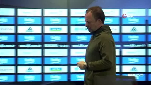 Sergen Yalçın: 'Bir daha bu hakemi Beşiktaş maçında görmek istemiyoruz!' Sergen Yalçın: 'Bir daha bu hakemi Beşiktaş maçında görmek istemiyoruz!'