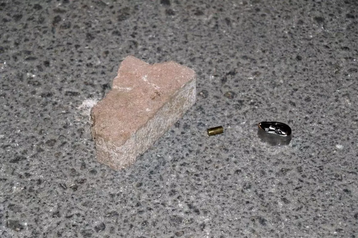 Sokak ortasında evsiz gence silahlı saldırı: 1 yaralı