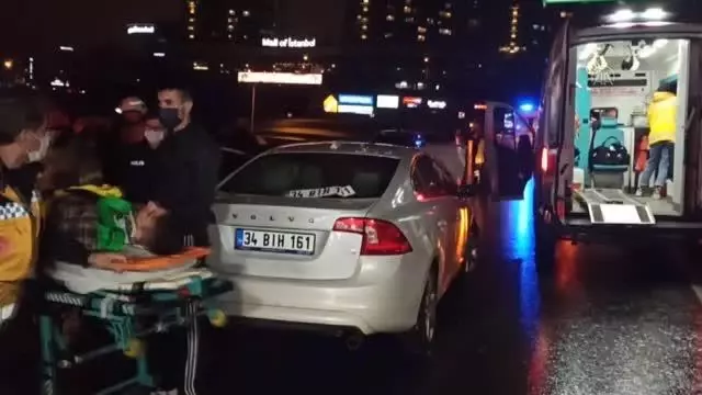 Son dakika haberleri: Bağcılar'da trafik kazasında 3 kişi yaralandı