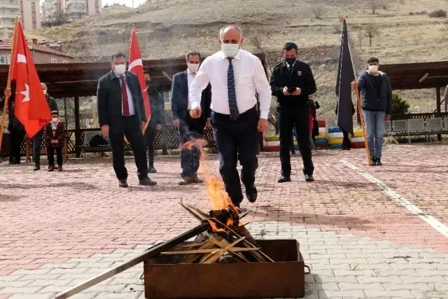Başkan Esat Öztürk, Nevruz Bayramı ve Dünya Ormancılık Günü etkinliklerine katıldı Başkan Esat Öztürk, Nevruz Bayramı ve Dünya Ormancılık Günü etkinliklerine katıldı