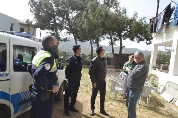 Son dakika haber! MUĞLA Bodrum'da down sendromlu Berk'e polisten sürpriz ziyaret Son dakika haber! MUĞLA Bodrum'da down sendromlu Berk'e polisten sürpriz ziyaret
