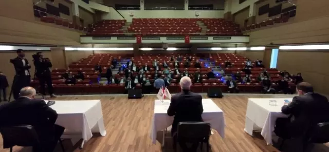 Büyükşehir Belediye Meclisi olağanüstü toplandı Büyükşehir Belediye Meclisi olağanüstü toplandı