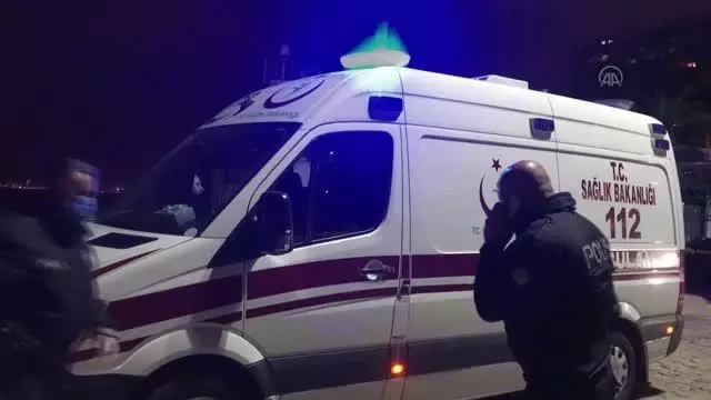 Denizde yardım isteyen kişiyi polis kurtardı Denizde yardım isteyen kişiyi polis kurtardı