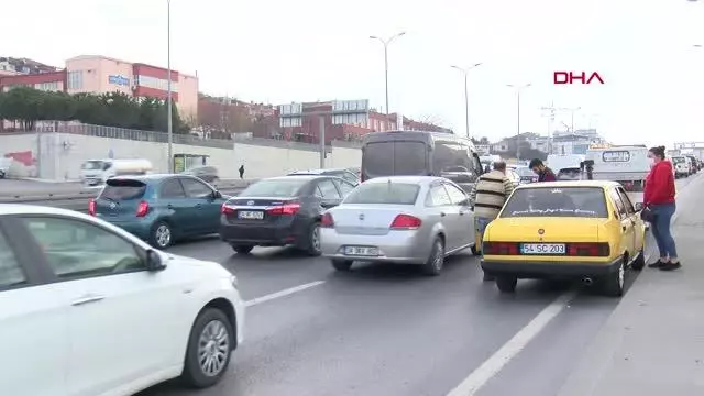 İstanbul'da trafiğin en büyük nedeni; tutanak tutmayı bilmiyorlar İstanbul'da trafiğin en büyük nedeni; tutanak tutmayı bilmiyorlar