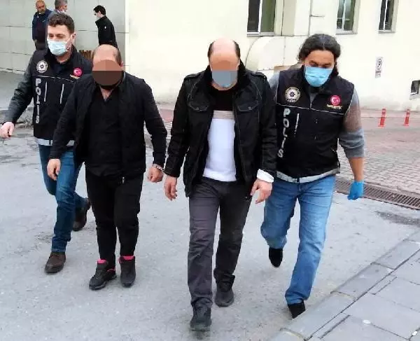 Kayseri'de kargo paketinde uyuşturucu ele geçirildi: 6 gözaltı Kayseri'de kargo paketinde uyuşturucu ele geçirildi: 6 gözaltı