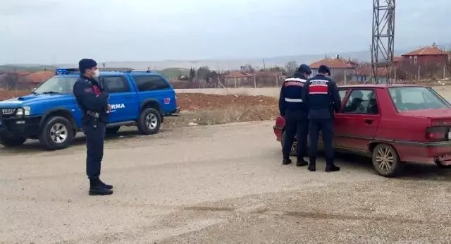 Kırıkkale'de kısıtlamaya uymayan 12 kişiye 37 bin 800 lira para cezası