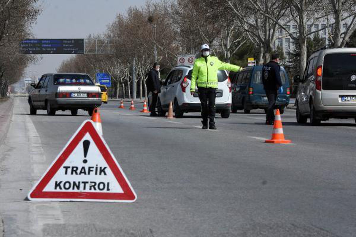 Kırmızı kategorideki Konya'da, hafta sonu tedbirlere uymayan 410 kişiye ceza