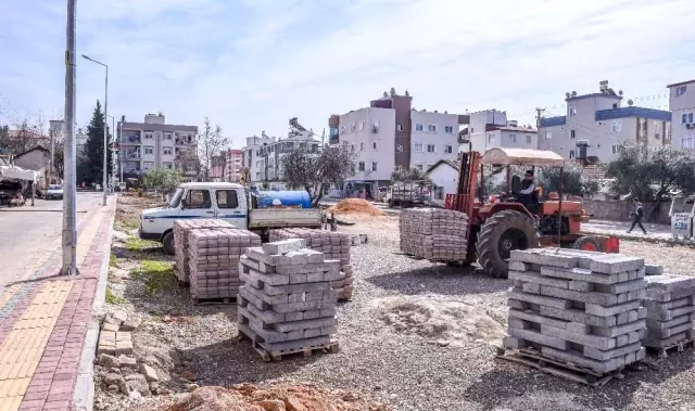 Mehmet Akif Ersoy'a çınarlı park Mehmet Akif Ersoy'a çınarlı park