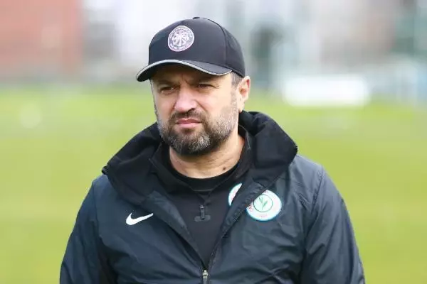 'Mourinho gelse kurtaramaz' demişti; Bülent Uygun 2'de 2 yaptı 'Mourinho gelse kurtaramaz' demişti; Bülent Uygun 2'de 2 yaptı