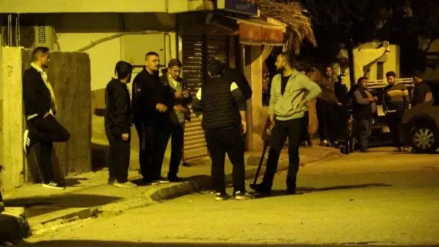 Son dakika... Silahlı saldırıda emniyet soruşturmayı sürdürüyor Son dakika... Silahlı saldırıda emniyet soruşturmayı sürdürüyor