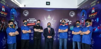 Başkan Mustafa Yalçın, e-spor kulübünü ziyaret etti