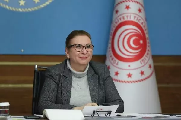 Ticaret Bakanı Pekcan, AB Ekonomi Komiseri Gentiloni ile görüştü