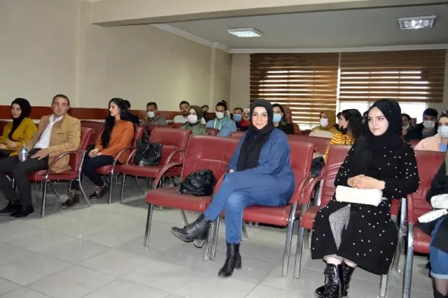 UCİM Ağrı gönüllülerinden farkındalık toplantısı UCİM Ağrı gönüllülerinden farkındalık toplantısı