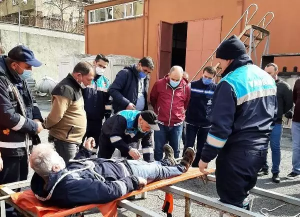 Bağcılar'da uygulamalı arama kurtarma eğitimi yapıldı