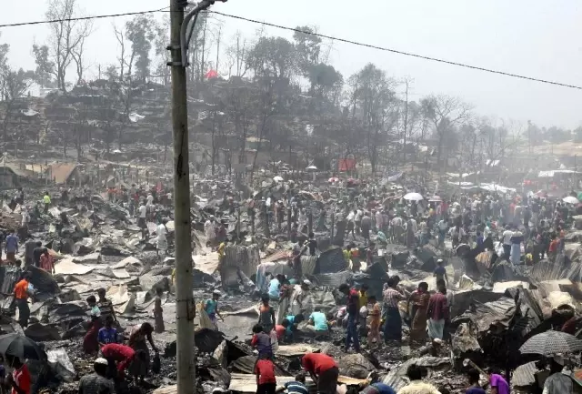 Son dakika haber! Bangladeş'te mülteci kampındaki yangının bilançosu: 15 ölü, 560 yaralı