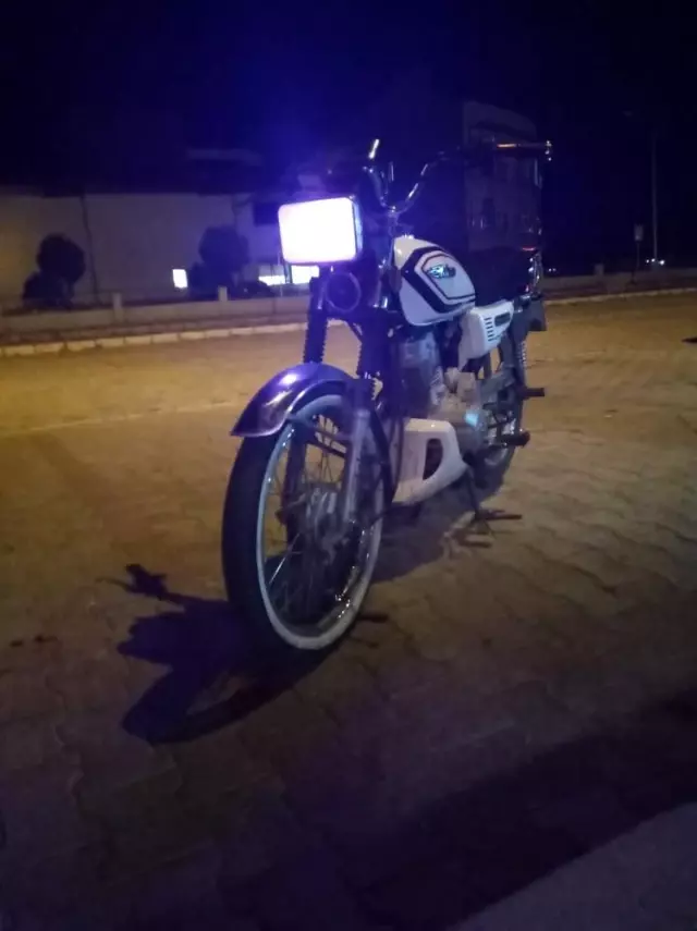 Çalınan motosikletini sosyal medyadan aramaya başladı Çalınan motosikletini sosyal medyadan aramaya başladı