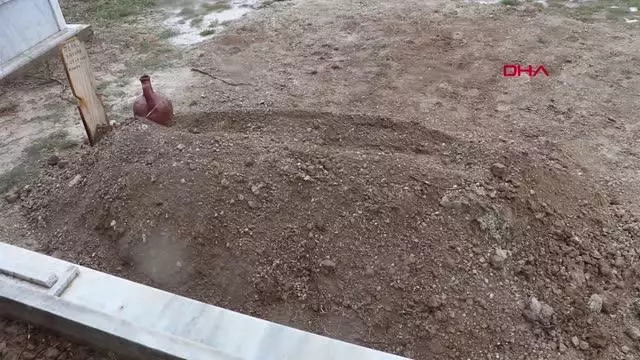 DENİZLİ Eşini öldürmek için halat sarkıttığı evin camına 'af yok' yazmış DENİZLİ Eşini öldürmek için halat sarkıttığı evin camına 'af yok' yazmış