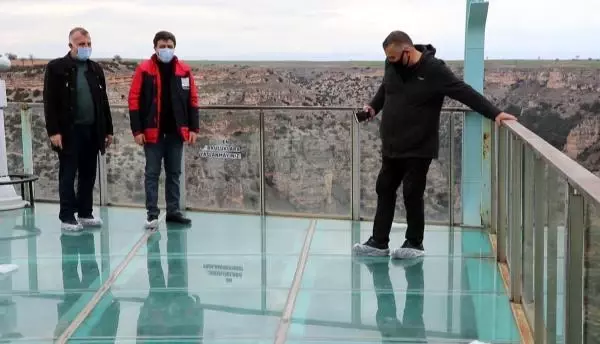 UŞAK Dünyanın en uzun ikinci kanyonundaki bu terasta yürümek cesaret istiyor UŞAK Dünyanın en uzun ikinci kanyonundaki bu terasta yürümek cesaret istiyor