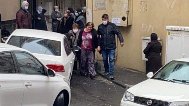 Evinde ölü bulunan gencin odasında 10 tane çakmak gazı tüpü bulundu