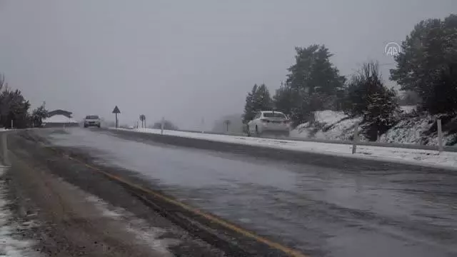 KASTAMONU - Kar yağışı etkili oldu