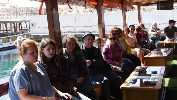 Kekova'da Rus turist hareketliliği