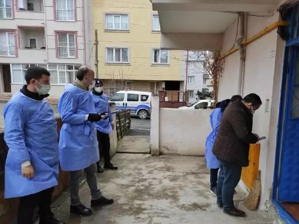 Kocaeli'de 3 bina karantinaya alındı Kocaeli'de 3 bina karantinaya alındı