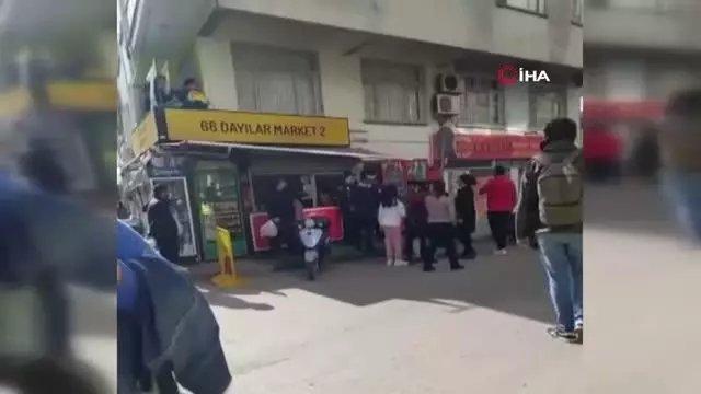 Küçük kıza taciz iddiası ortalığı karıştırdı Küçük kıza taciz iddiası ortalığı karıştırdı