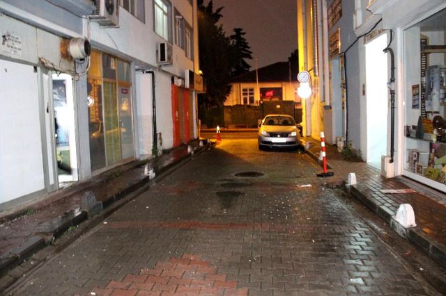 lokaldeki kavgada havaya ates acti kusunlar y 5 14015554 o