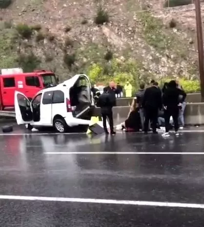 Son dakika... Osmaniye'de otoyolda kaza: 1 ölü, 2 yaralı Son dakika... Osmaniye'de otoyolda kaza: 1 ölü, 2 yaralı