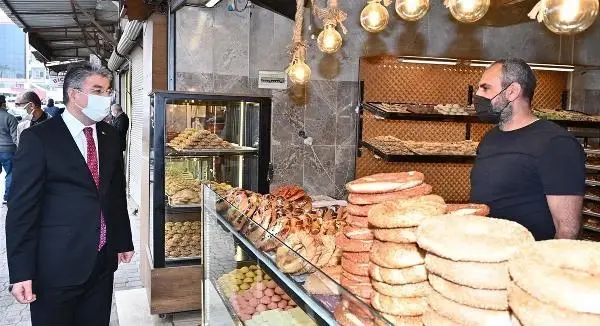 Osmaniye Valisi Yılmaz: Kentte vaka artışına 'dur' dedik Osmaniye Valisi Yılmaz: Kentte vaka artışına 'dur' dedik