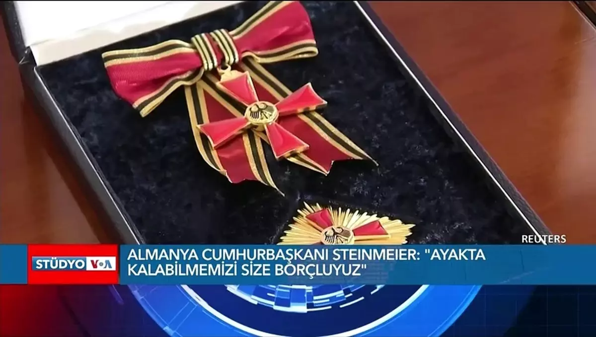 Şahin ve Türeci'ye Almanya'dan 'Yıldızlı Büyük Liyakat Nişanı'