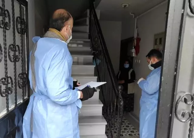 Vaka artışları sonrası ilçedeki 3 bina karantinaya alındı Vaka artışları sonrası ilçedeki 3 bina karantinaya alındı