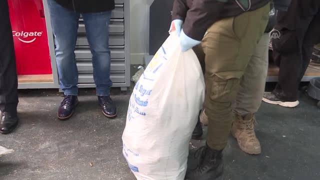 yuk gemisinde 3 ton 860 kilogram esrar ele 2 14015065 o